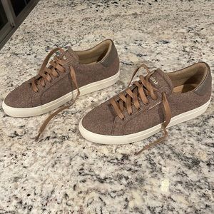 Sketchers-8 1/2, Brown,Memory Foam, Never Worn